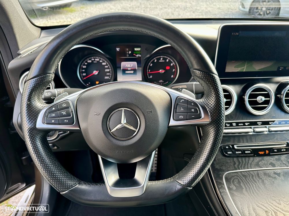 Mercedes-Benz GLC 300 e Coupe 4Matic 9G-TRONIC AMG Line - 25