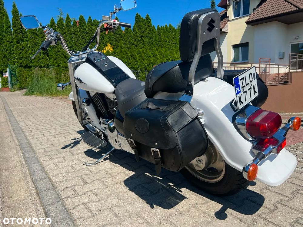Suzuki Intruder - 2