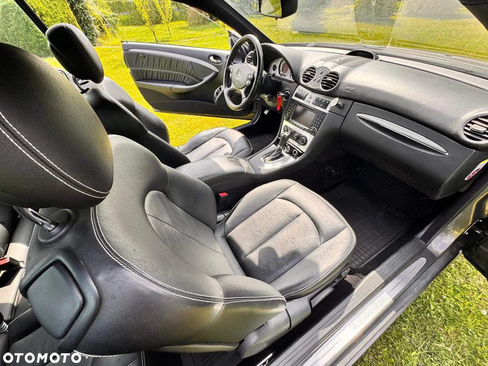Mercedes-Benz CLK - 15