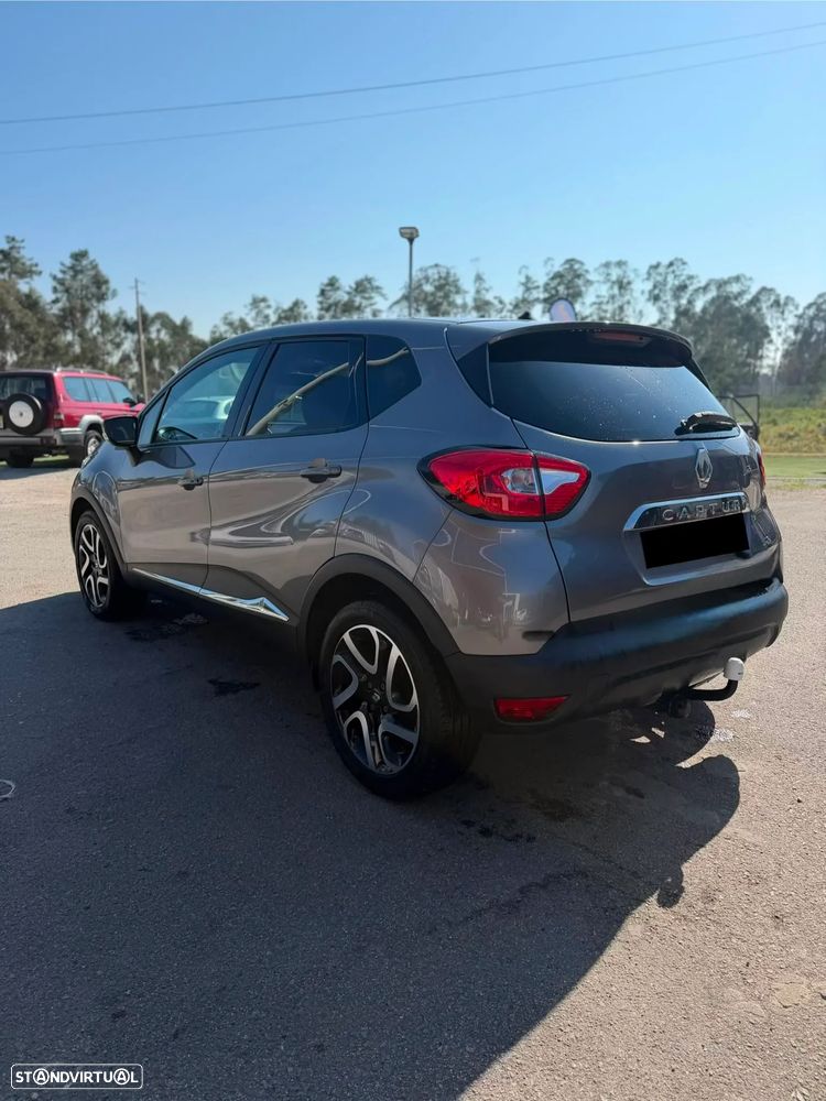 Renault Captur 1.5 dCi Exclusive - 3
