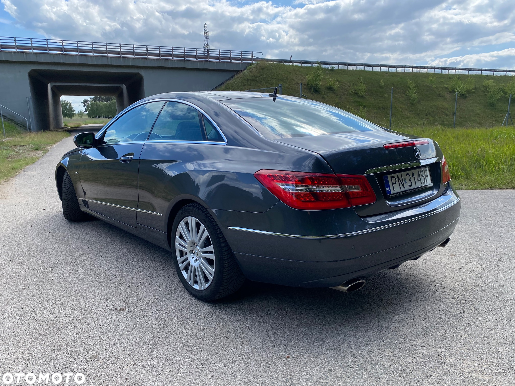 Mercedes-Benz Klasa E 350 CGI BlueEffICIENCY - 8