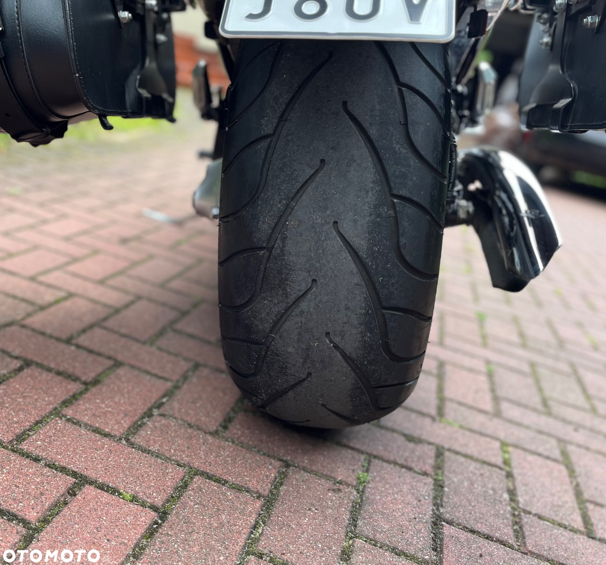 Suzuki Boulevard - 8