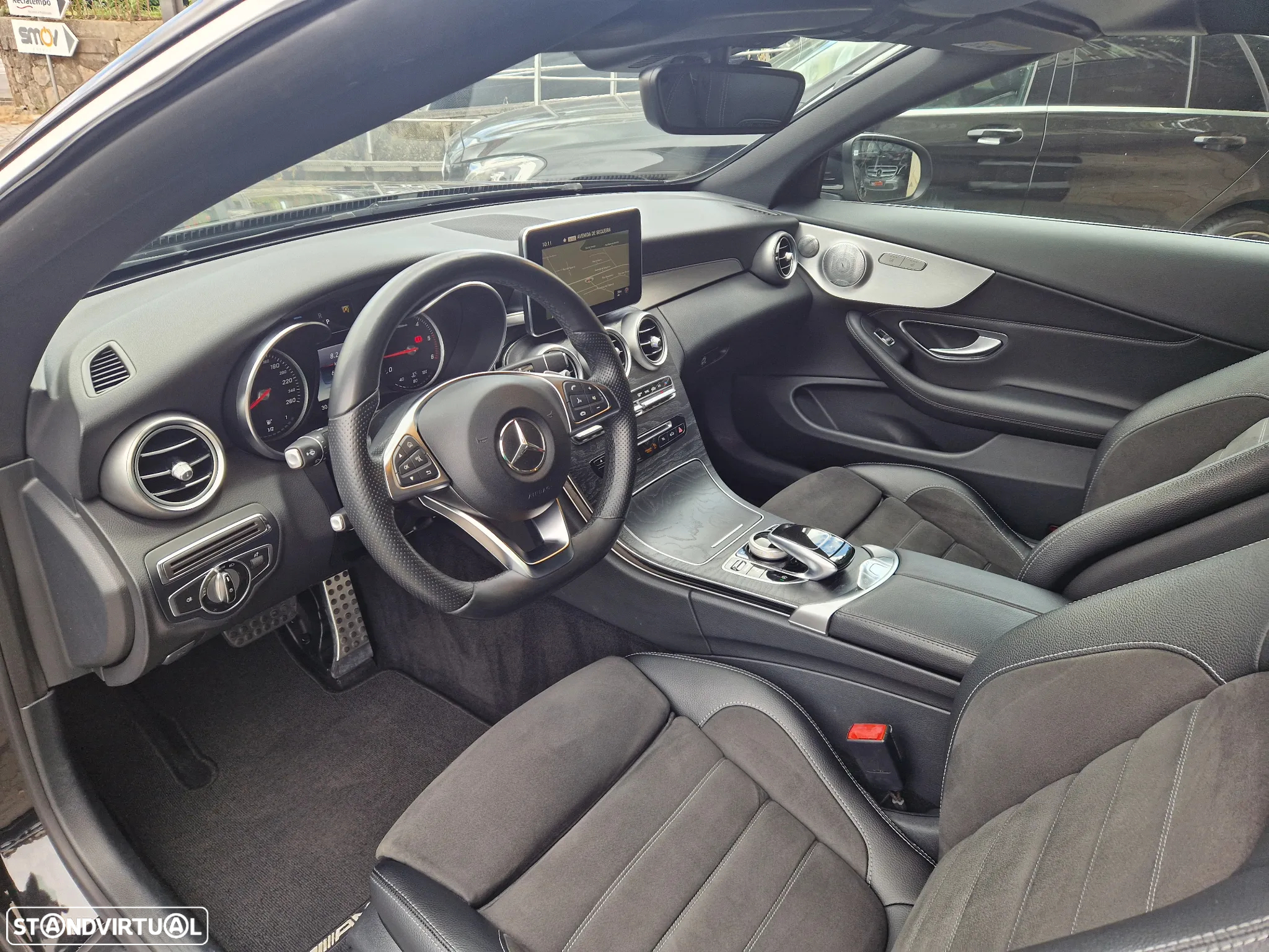 Mercedes-Benz C 220 d Coupe 4Matic 9G-TRONIC AMG Line - 15