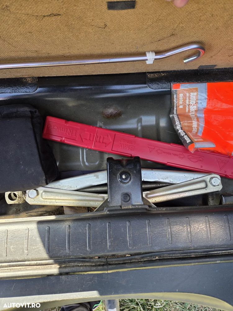 Suzuki Jimny 1.5 DDiS Club - 8