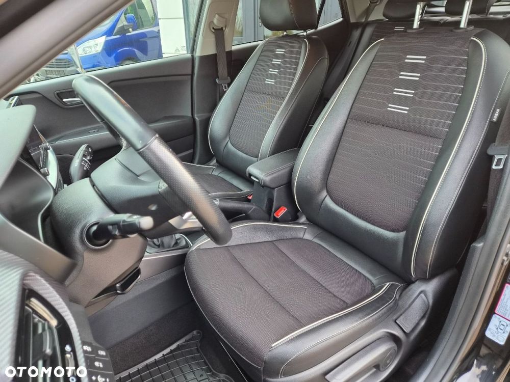 Kia Stonic 1.0 T-GDI GT Line - 10