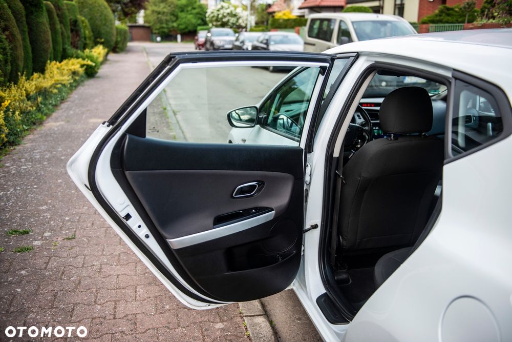 Kia Ceed 1.4 CVVT Vision - 30