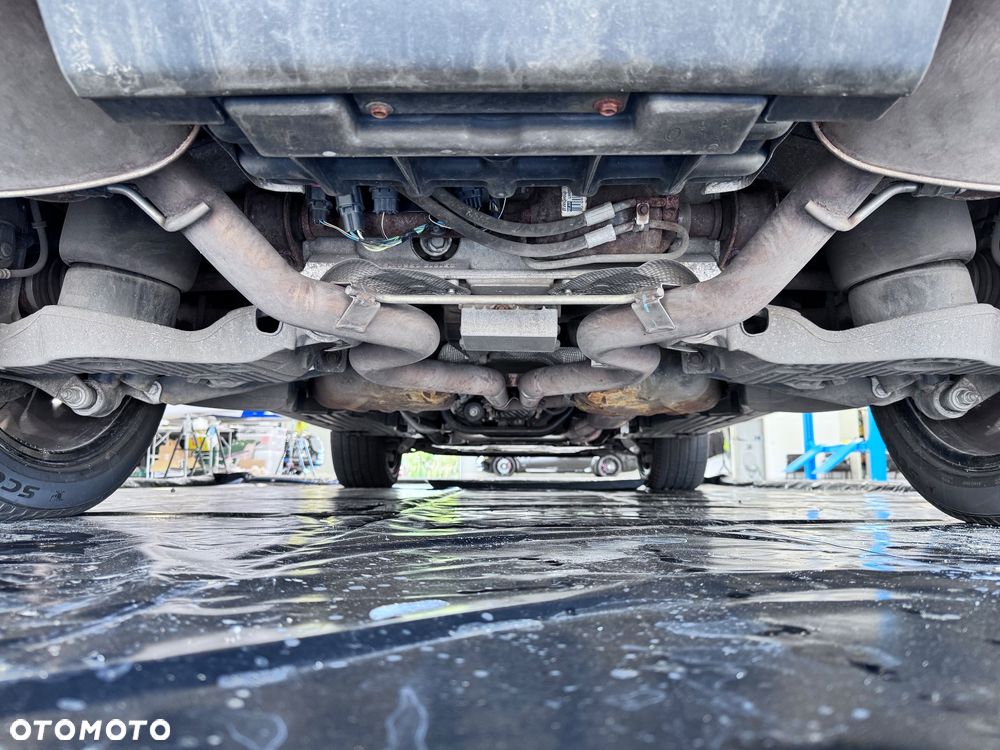Land Rover Range Rover 4.4SD V8 Vogue - 16