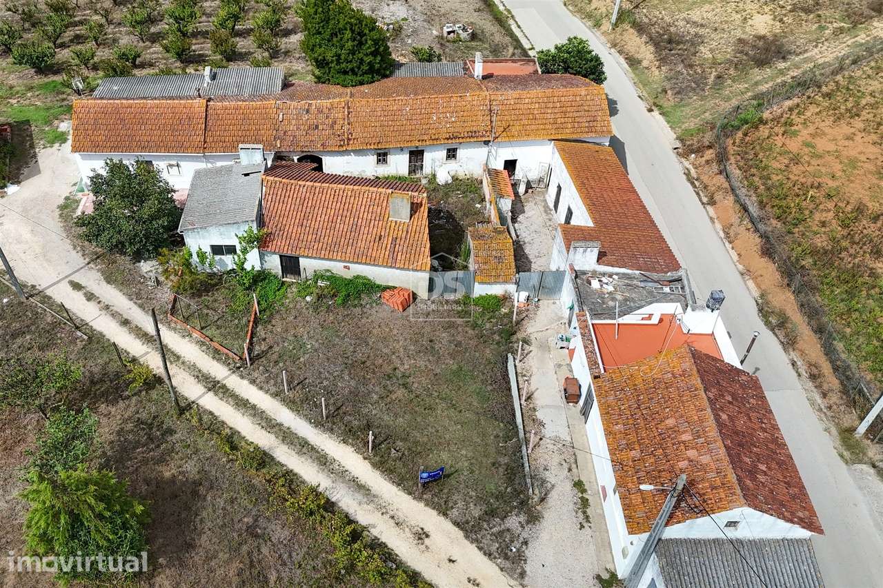 Moradia Devoluta T3 Venda em Cela,Alcobaça - Grande imagem: 2/45