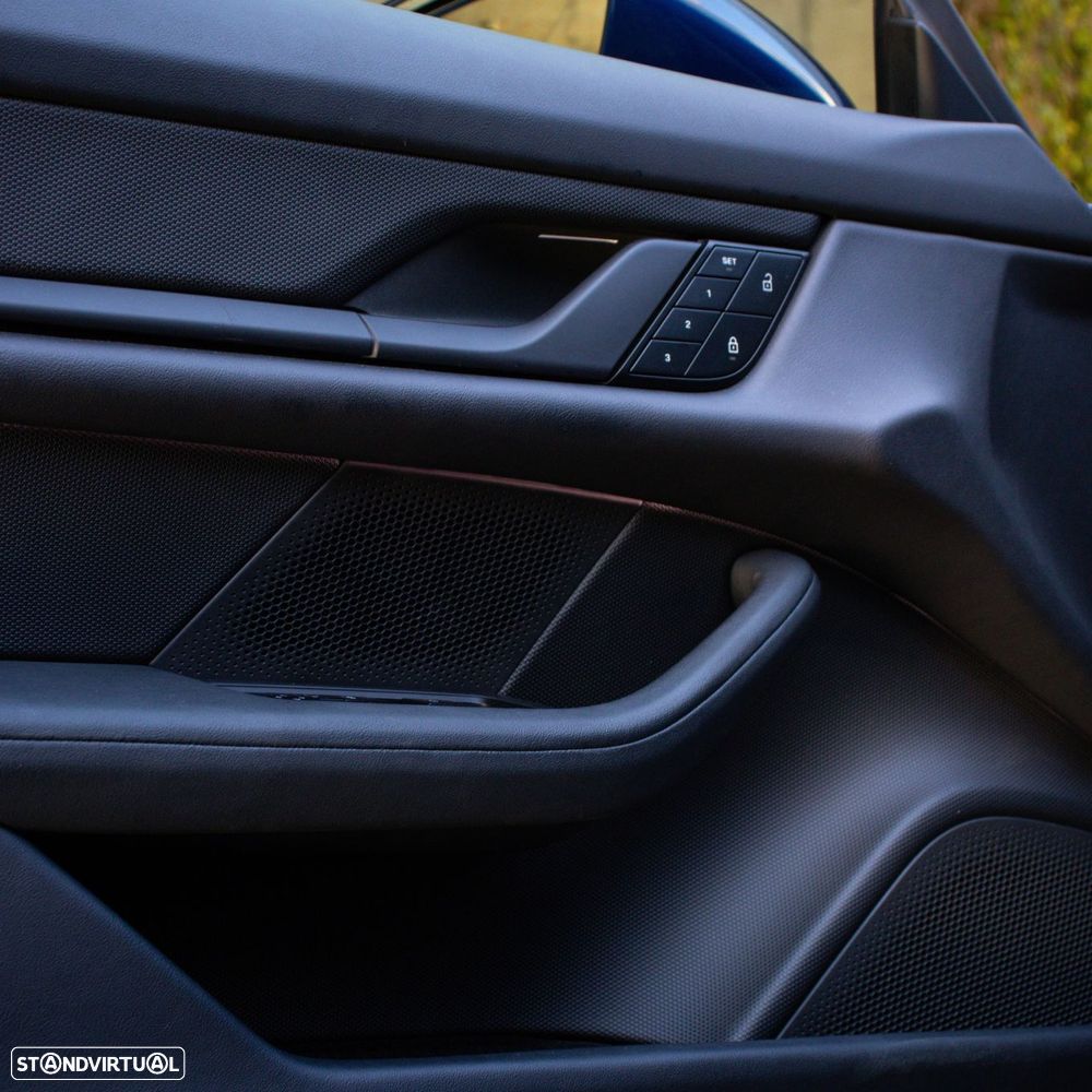 Porsche Taycan Bateria Performance Plus - 19