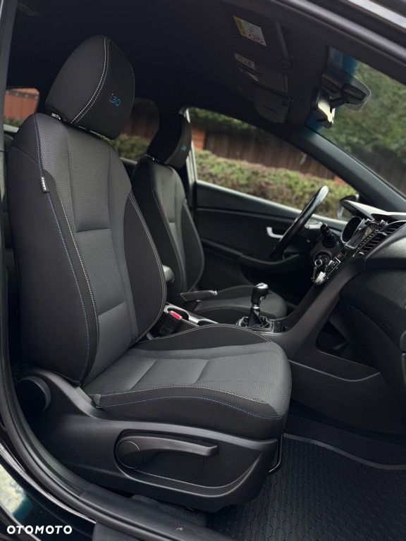 Hyundai i30 1.4 Premium - 35