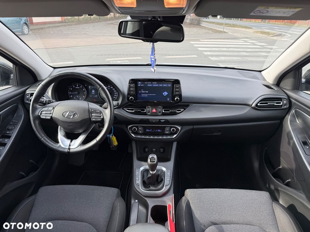 Hyundai i30 1.5 T-GDI 48V-Hybrid Advantage - 10