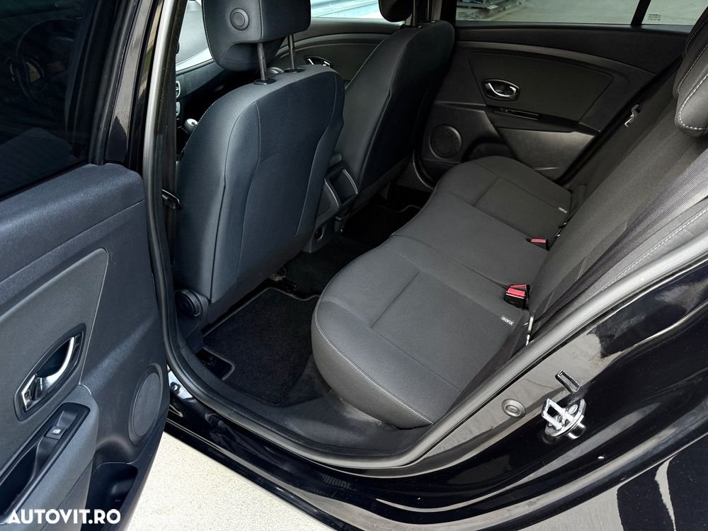 Renault Megane dCi 110 FAP LIMITED - 6