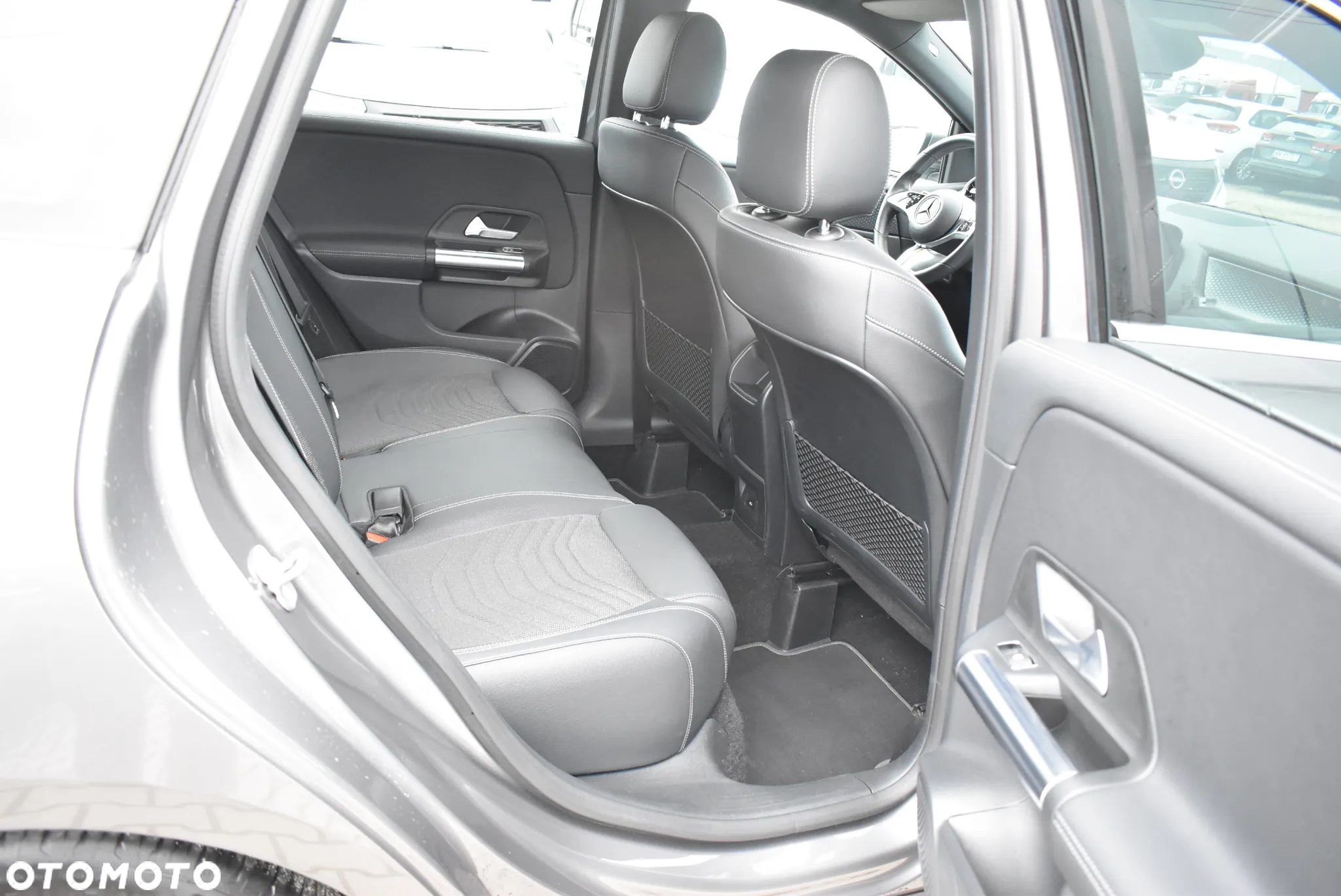 Mercedes-Benz Klasa B 200 d 8G-DCT - 16