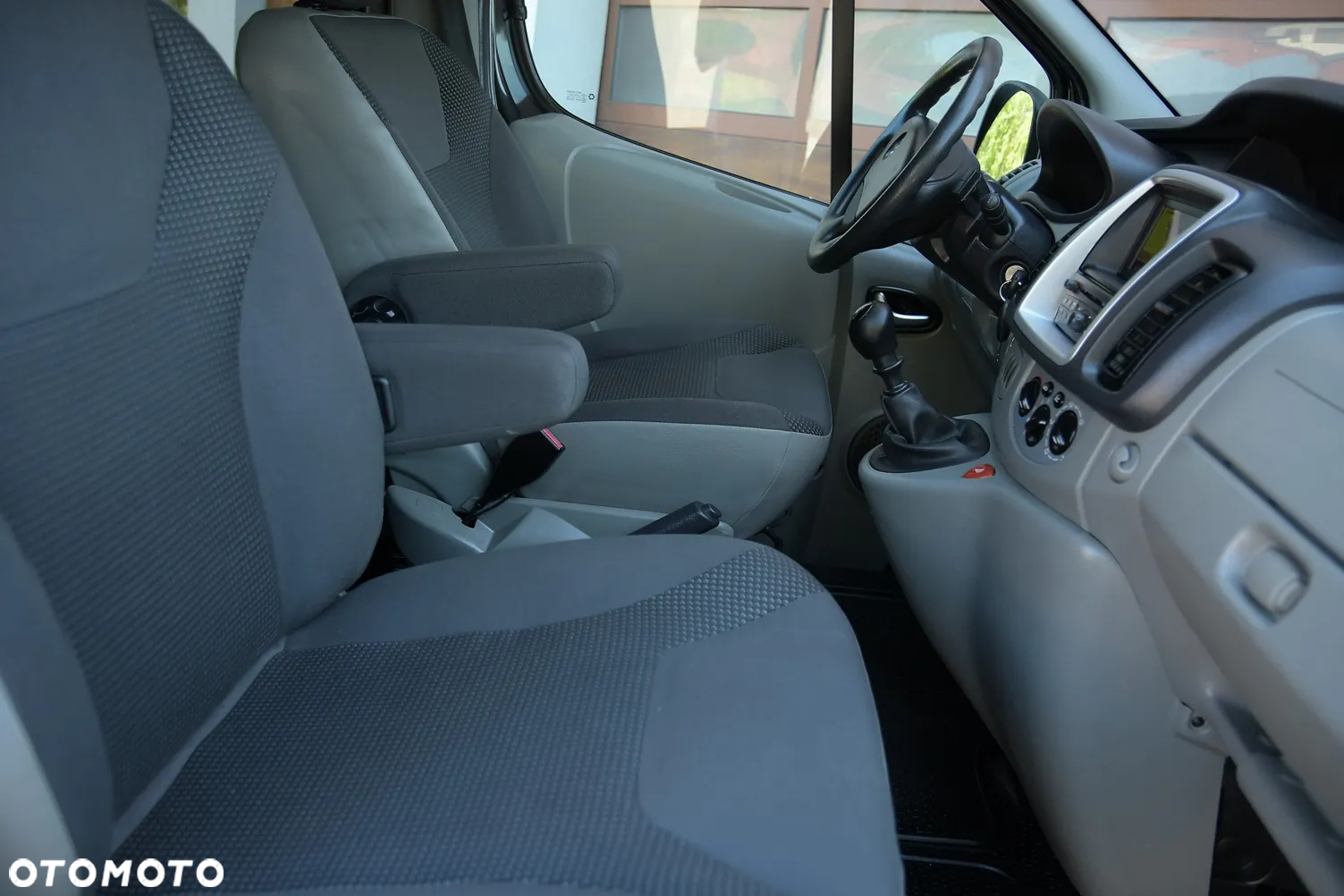 Opel Vivaro - 22
