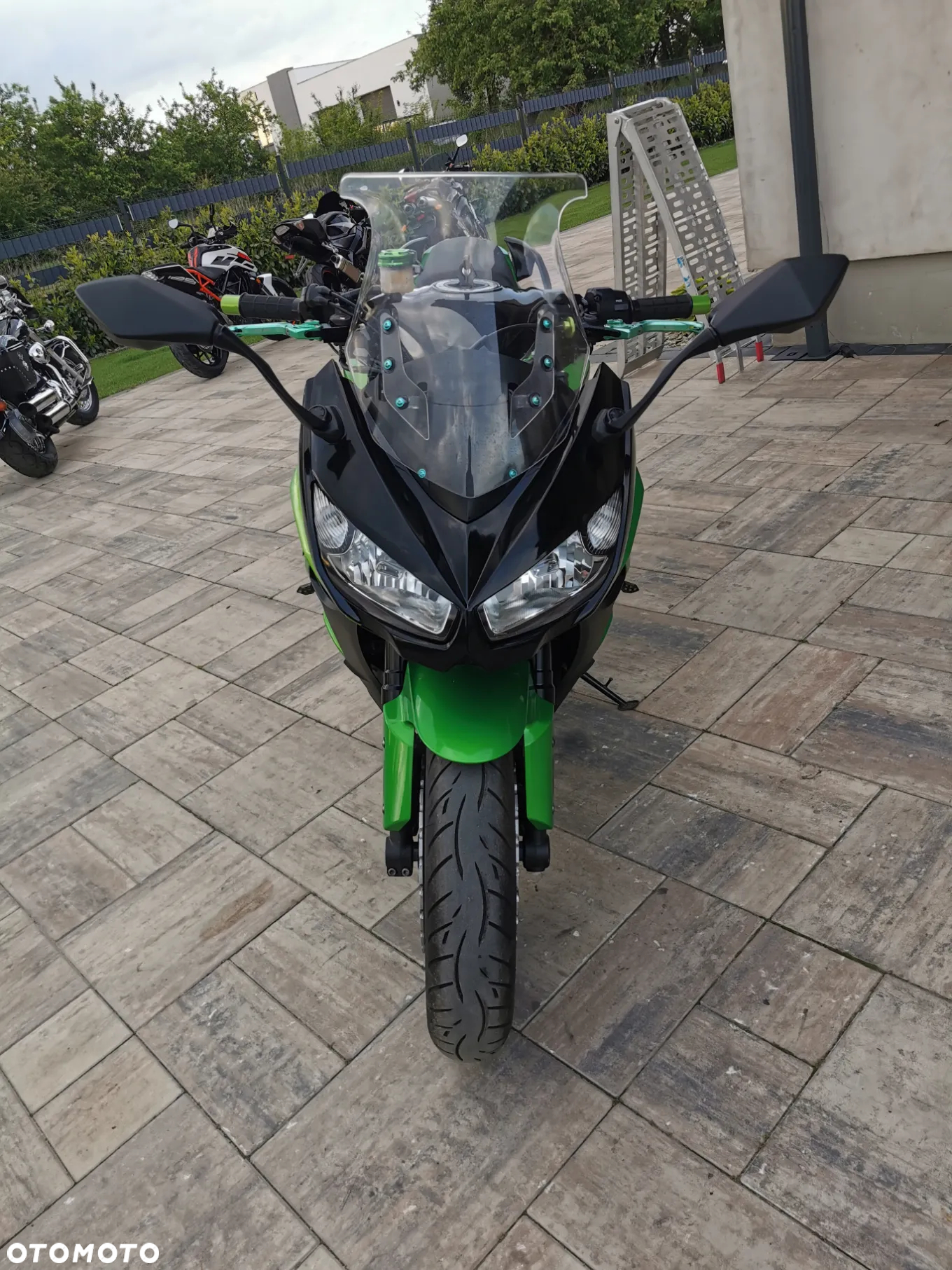 Kawasaki Z - 16