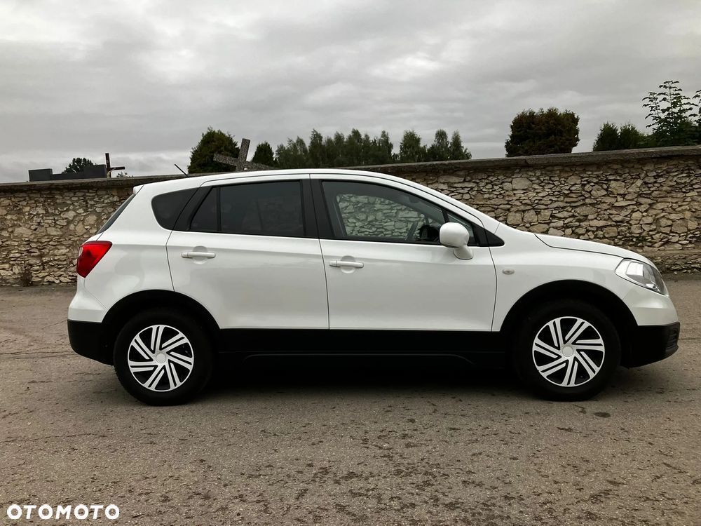 Suzuki SX4 S-Cross 1.6 Comfort - 38