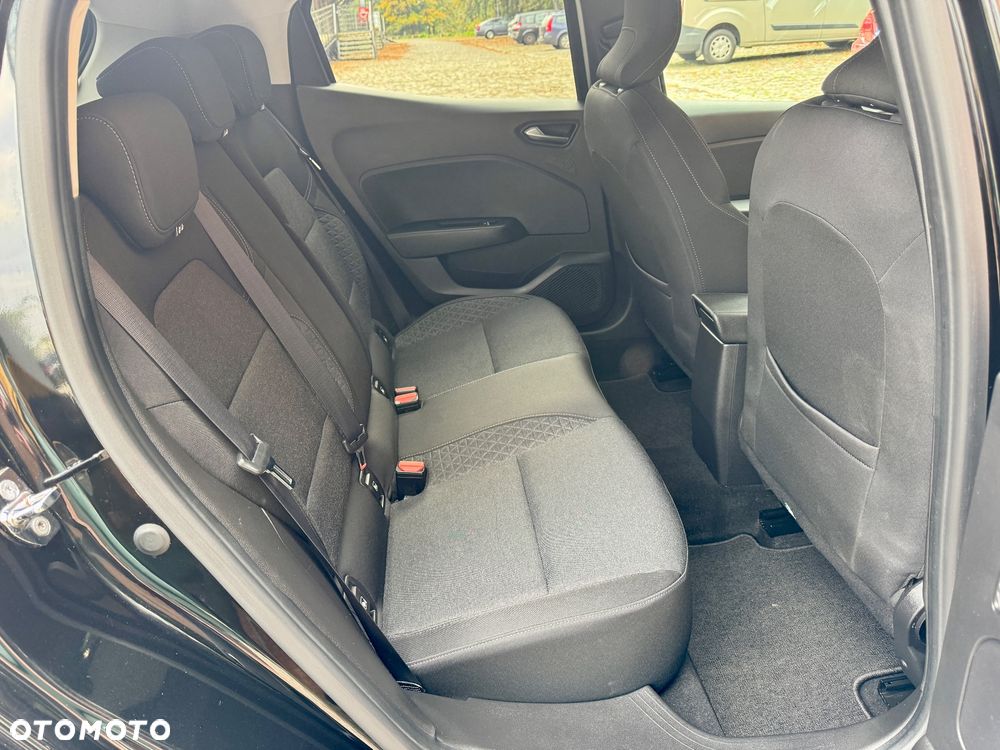 Renault Clio - 16