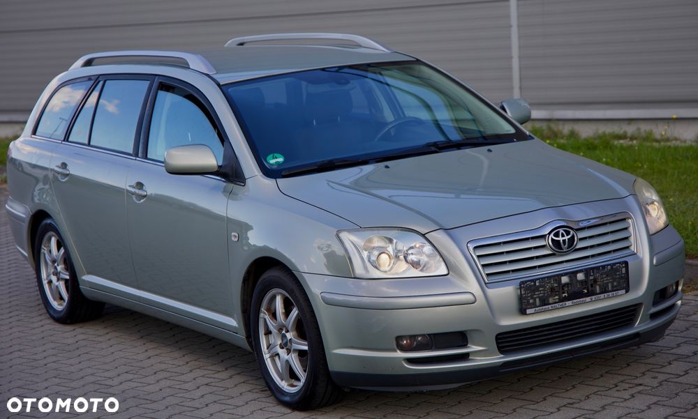Toyota Avensis 1.8 VVT-i Combi Team - 13