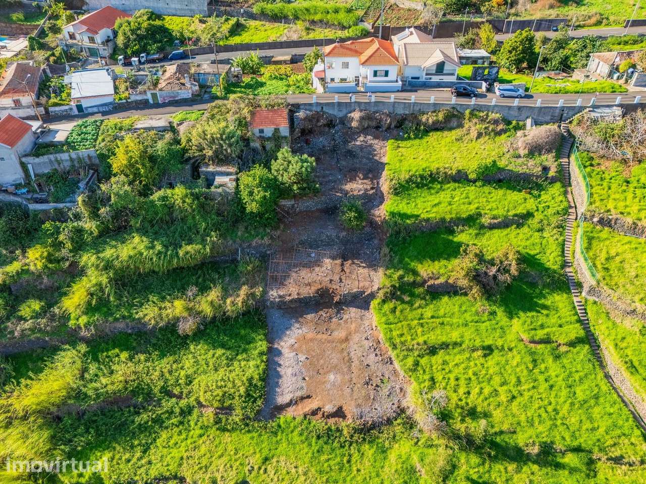 Terreno com Potencial Construtivo no Lombo das Laranjeiras, Calheta! - Grande imagem: 4/27