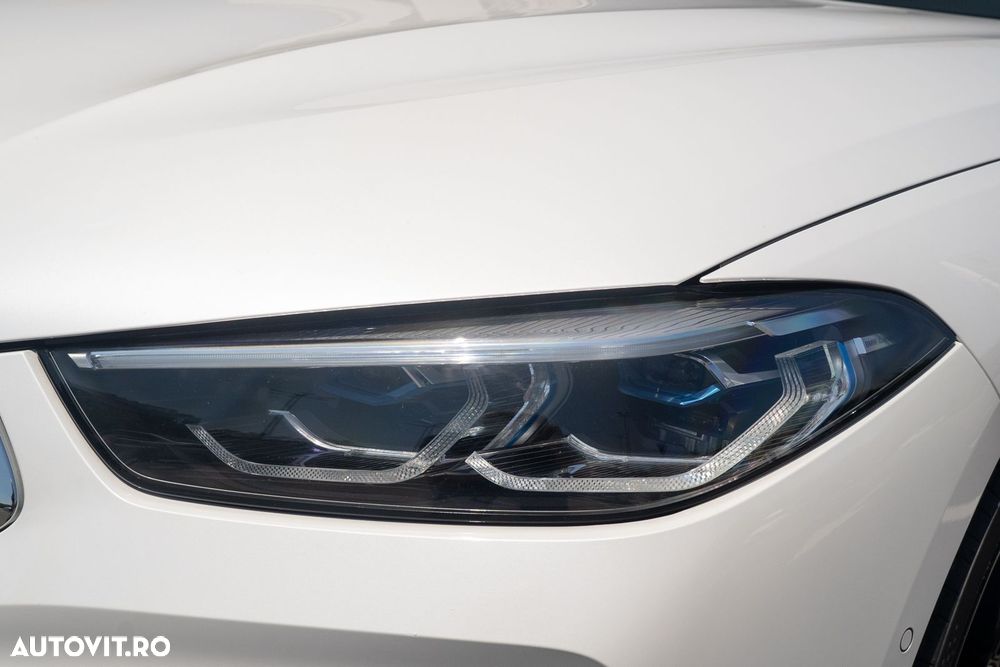 BMW Seria 8 840d xDrive AT MHEV - 10