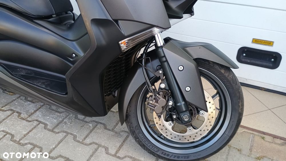 Yamaha X-max - 21