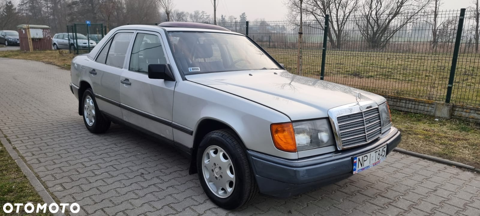 Mercedes-Benz W124 (1984-1993) - 19