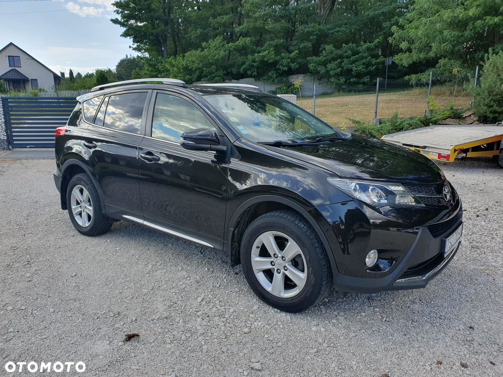 Toyota RAV4 2.2 D-4D 4x4 Automatik Executive - 3