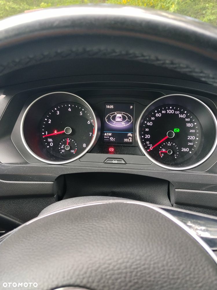 Volkswagen Tiguan - 18