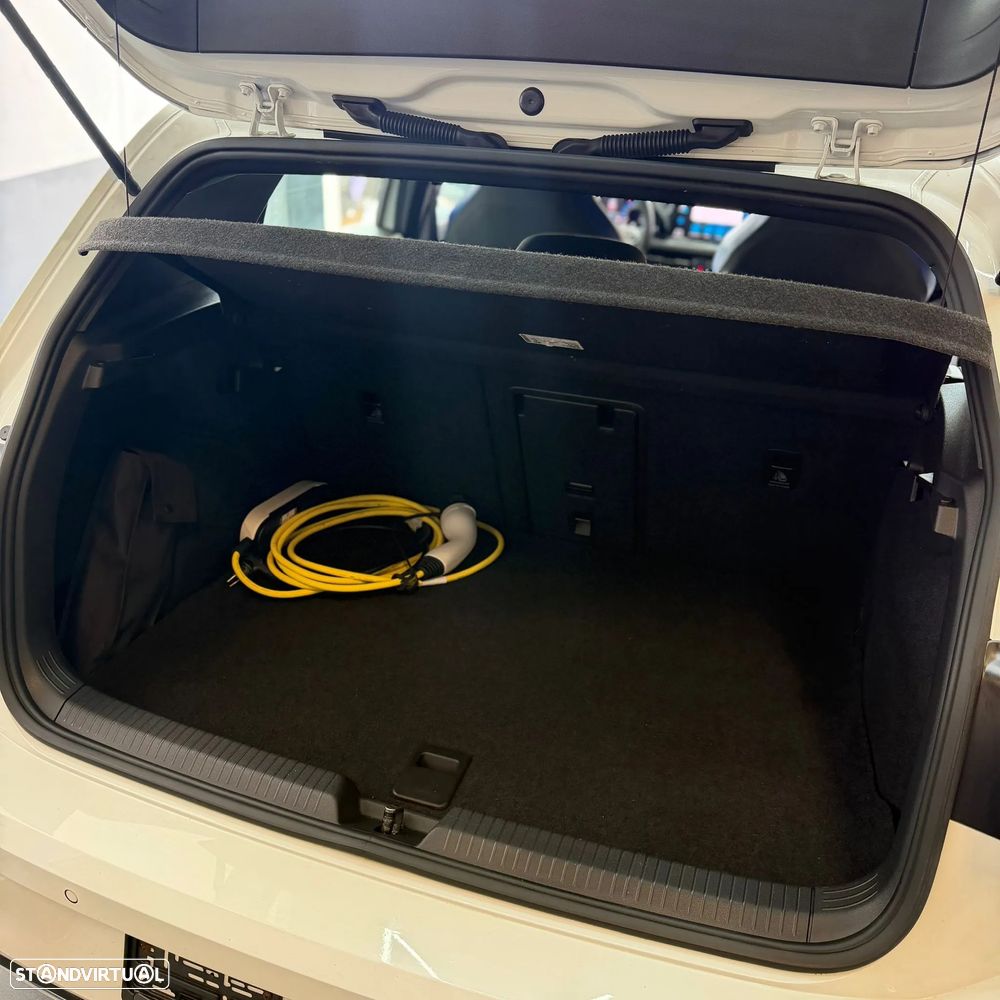 VW Golf 1.4 eHybrid OPF DSG GTE - 9