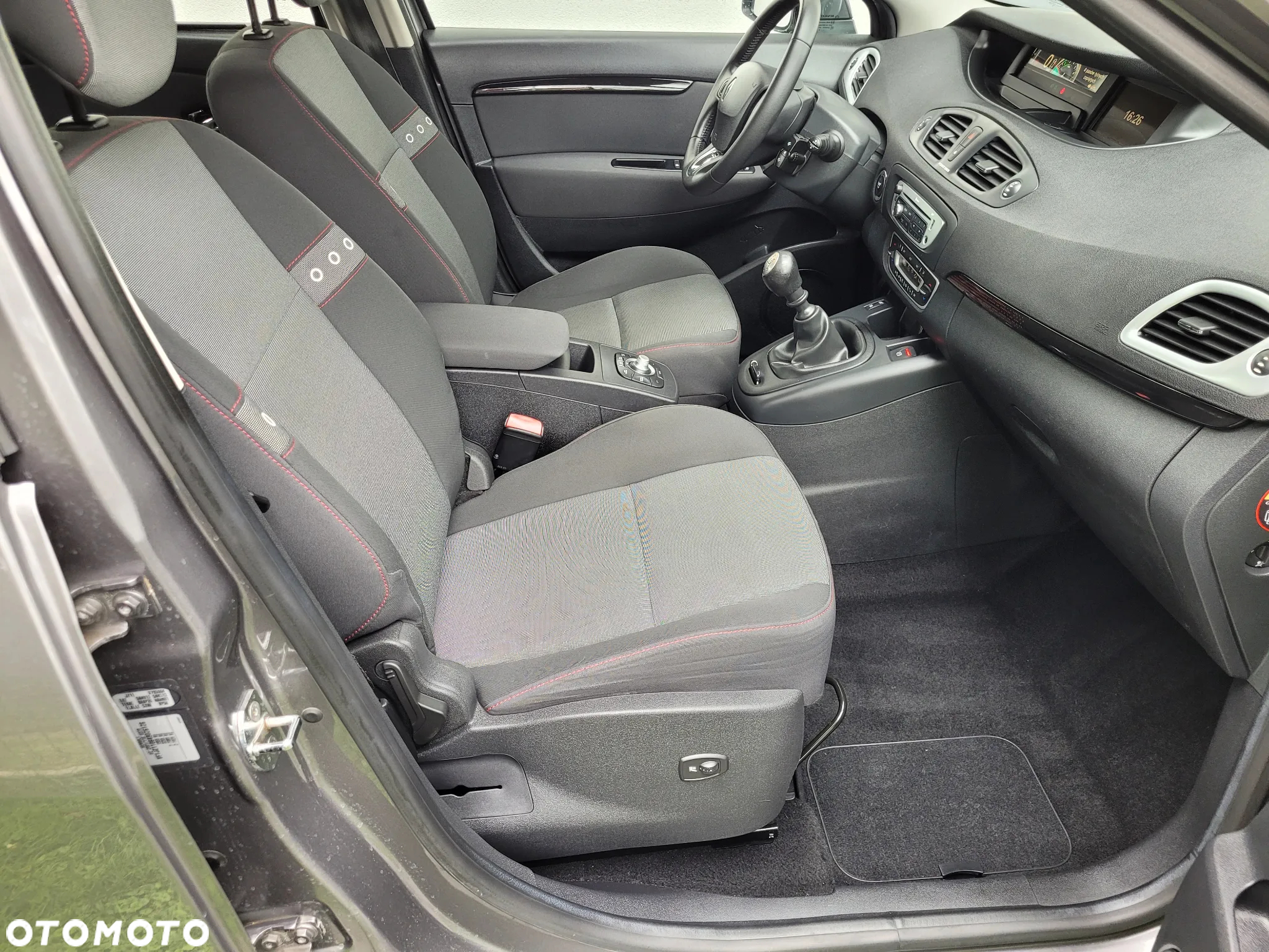 Renault Scenic ENERGY TCe 115 S&S Paris - 14