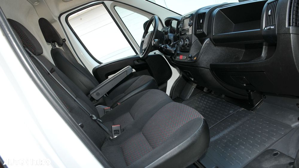 Citroën Jumper L2H2 S&S Live - 11