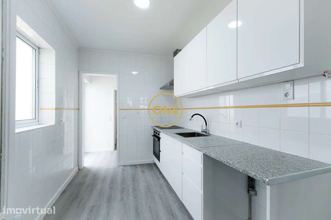 Moradia no centro de Ponta Delgada totalmente renovada - Grande imagem: 5/39