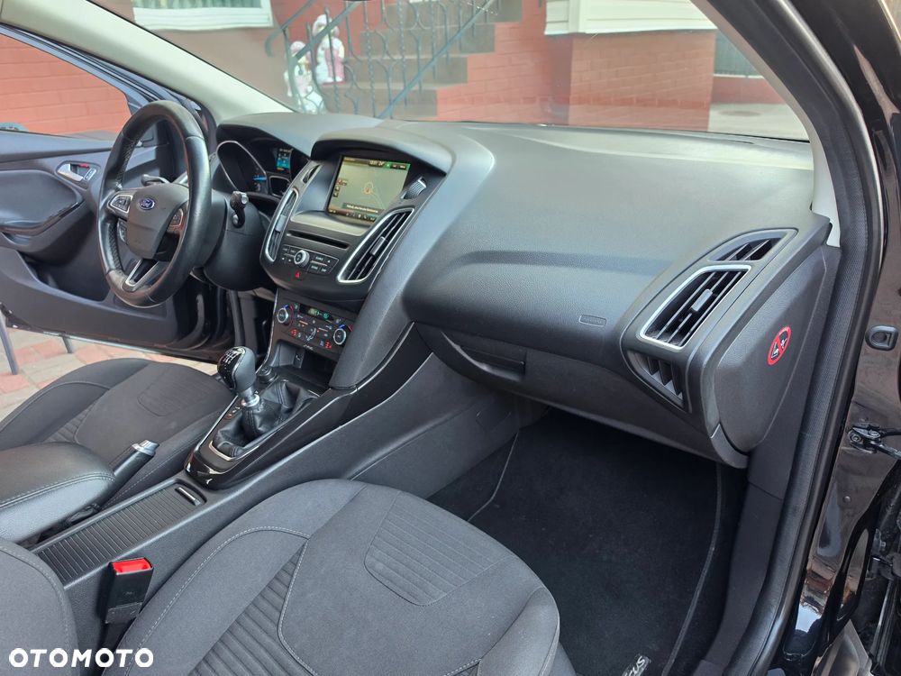 Ford Focus 1.5 TDCi DPF Start-Stopp-System Titanium - 17
