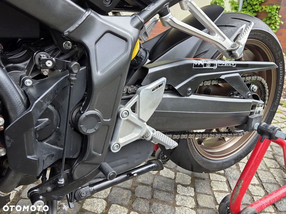 Honda CB - 31