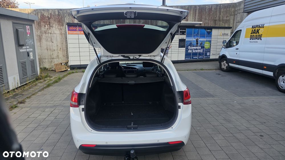 Kia Ceed - 17