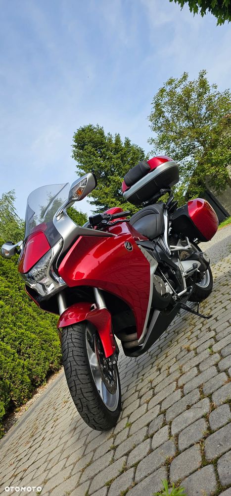Honda VFR - 7