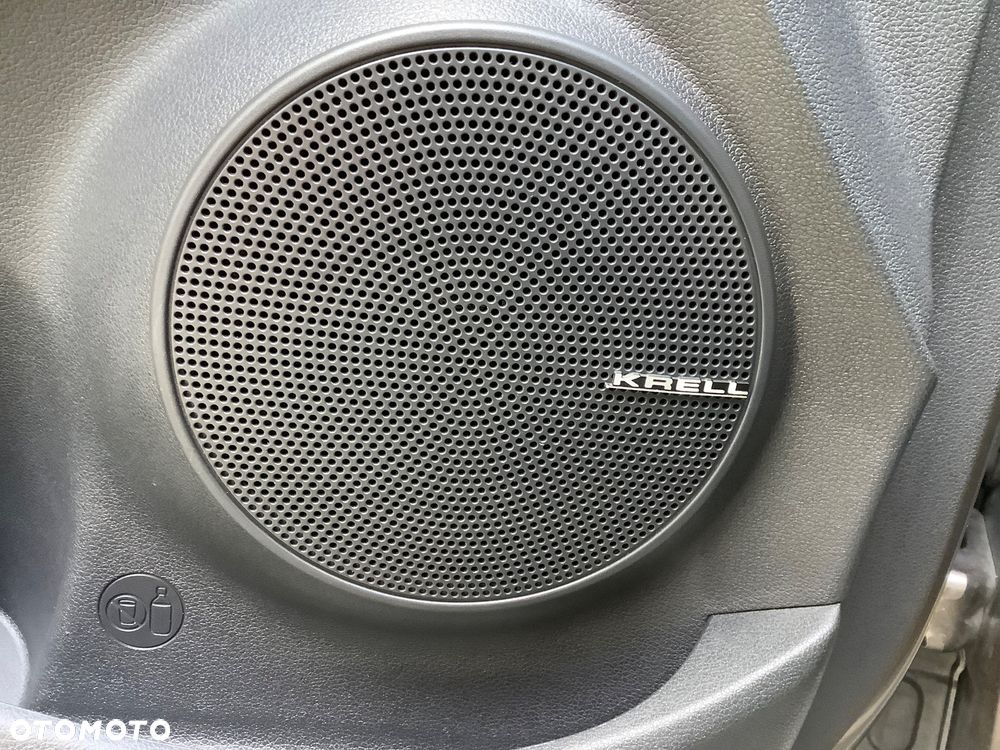 Hyundai Kona 64kWh Executive - 26