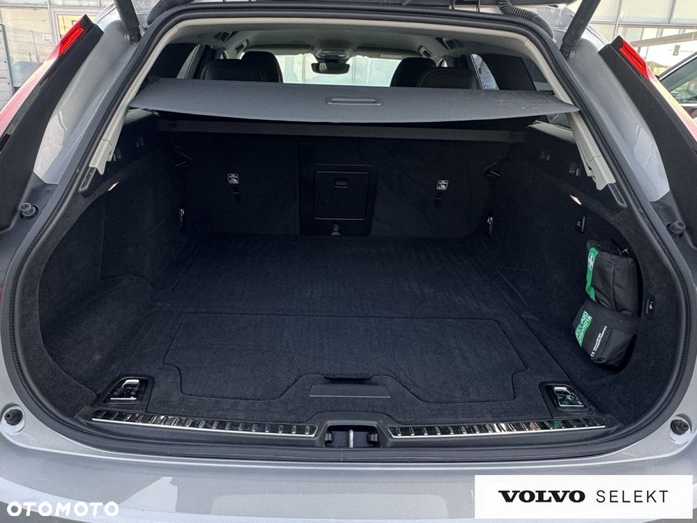 Volvo V90 - 37