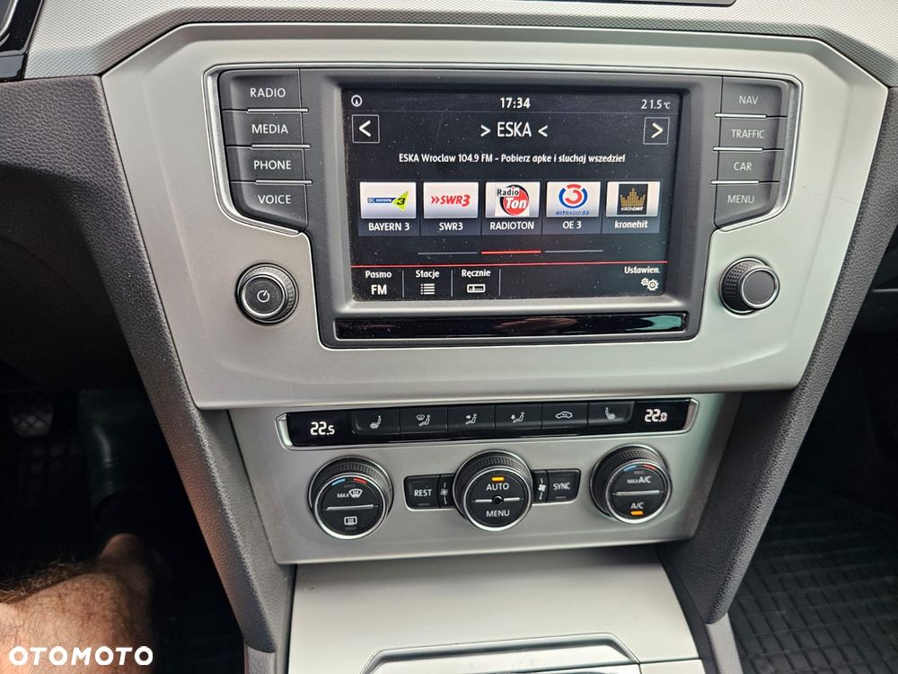 Volkswagen Passat 2.0 TDI (BlueMotion Technology) Comfortline - 18