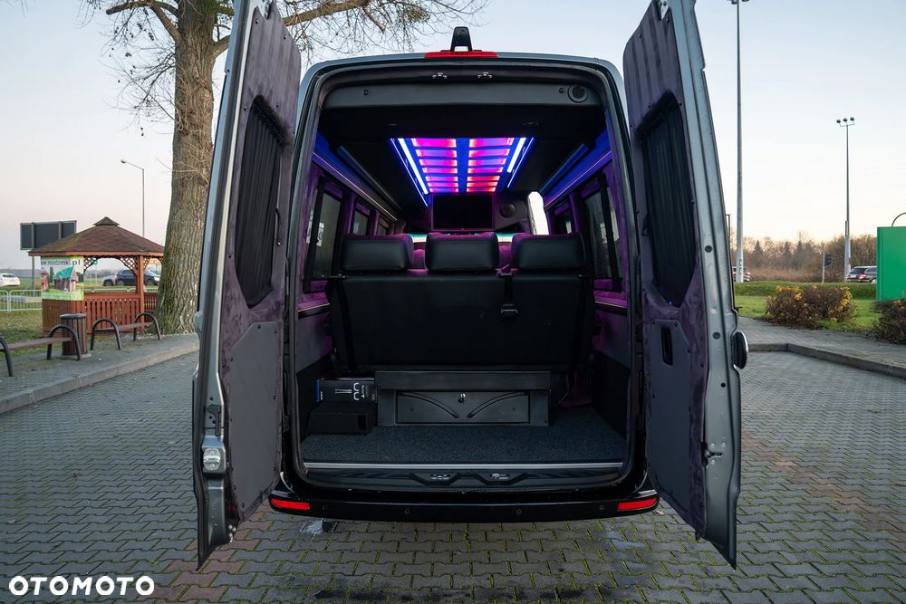 Mercedes-Benz Sprinter 907.235 - 26