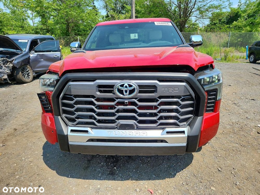 Toyota Tundra - 5