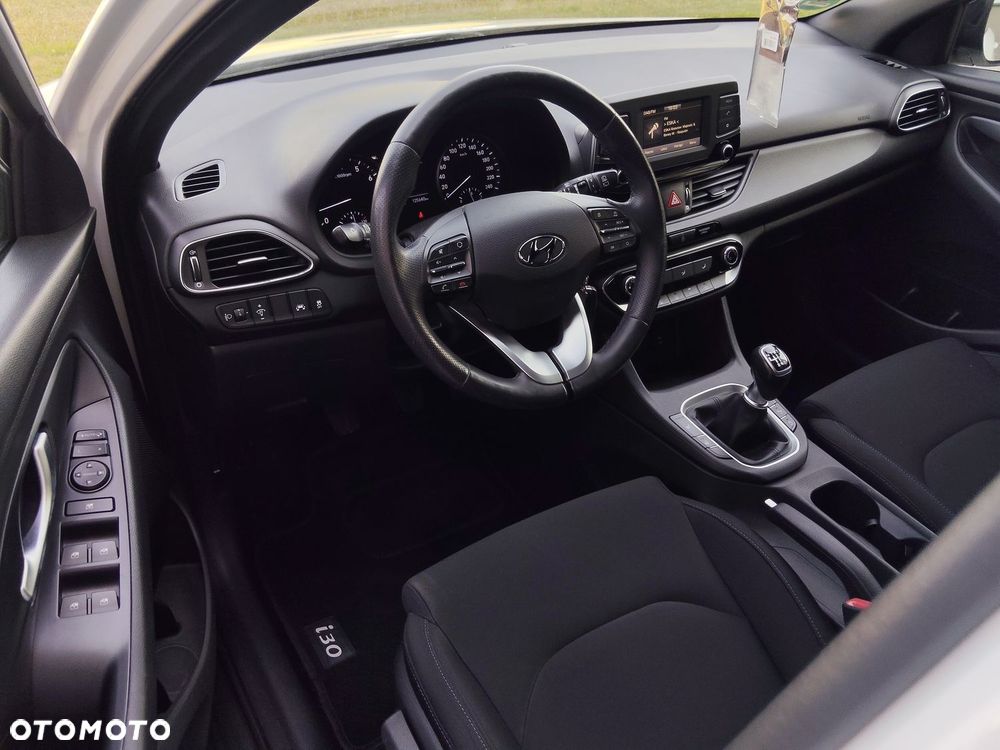 Hyundai i30 1.4 Premium - 26