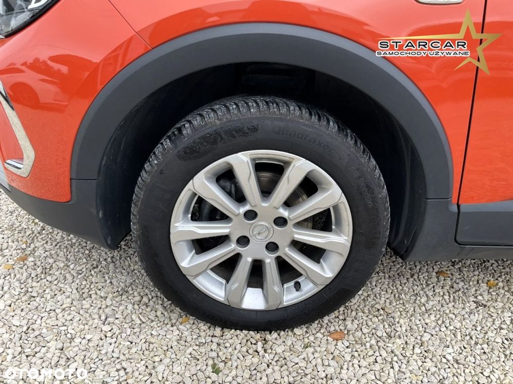 Opel Crossland X - 9