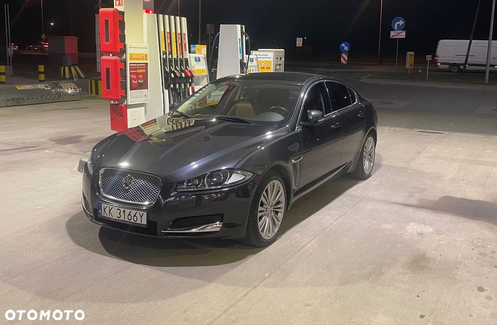 Jaguar XF 3.0 T AWD Luxury - 21