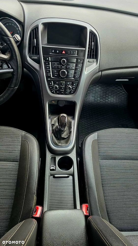 Opel Astra 1.4 Turbo Sports Tourer Innovation - 11