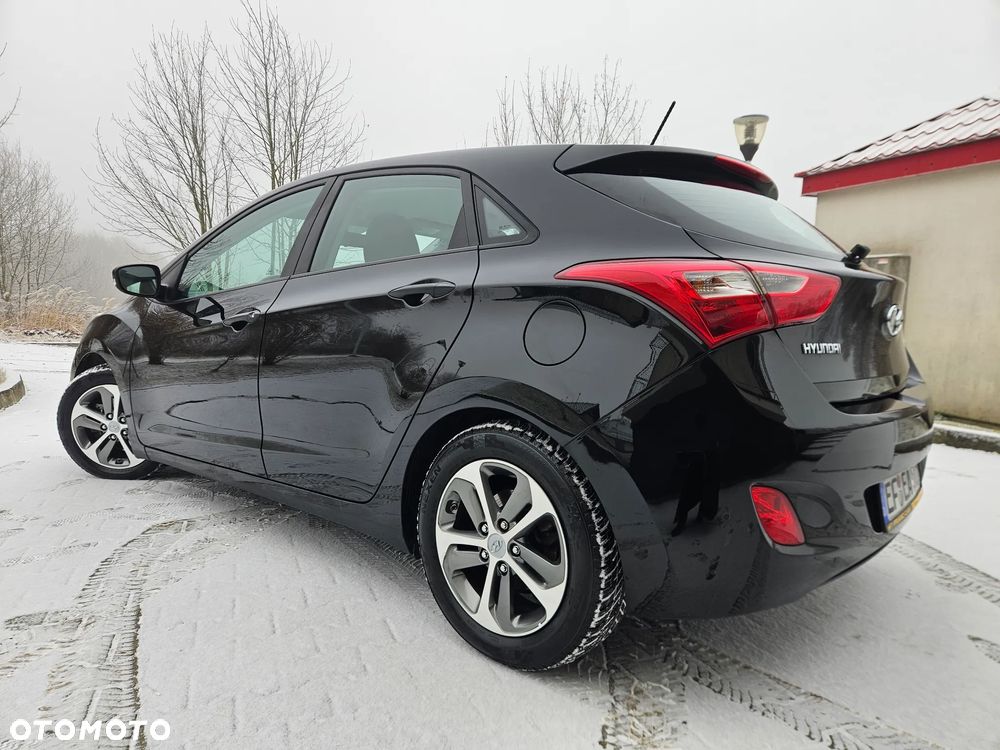 Hyundai i30 1.4 Fifa World Cup Edition - 24