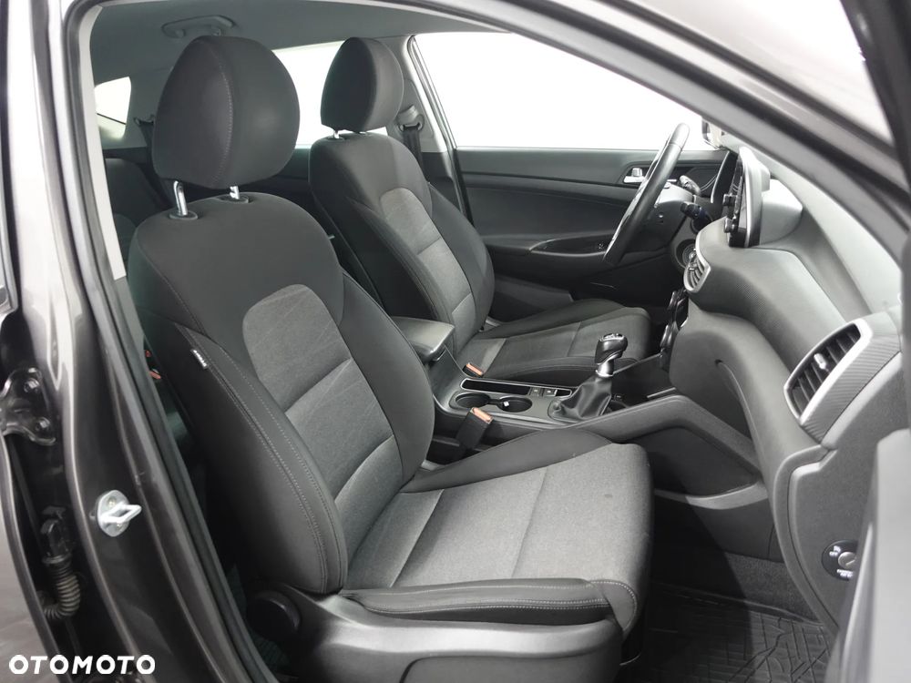 Hyundai Tucson 1.6 GDI BlueDrive Comfort 2WD - 26