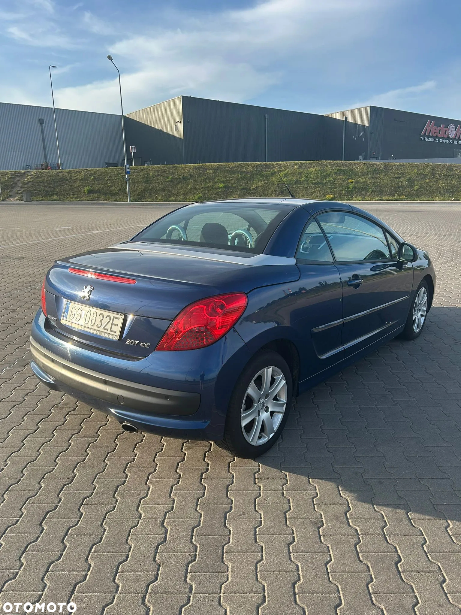 Peugeot 207 CC 1.6 HDI Sport - 10