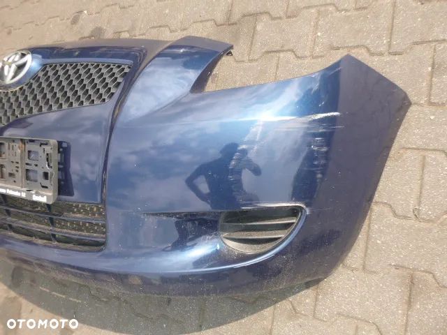 ZDERZAK PRZÓD PRZEDNI TOYOTA YARIS II 05-09 KOLOR 8P4 - 8