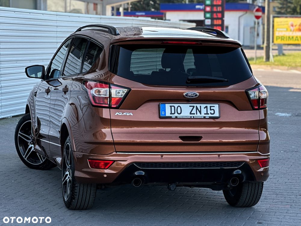 Ford Kuga 2.0 TDCi 4x4 ST-Line - 10